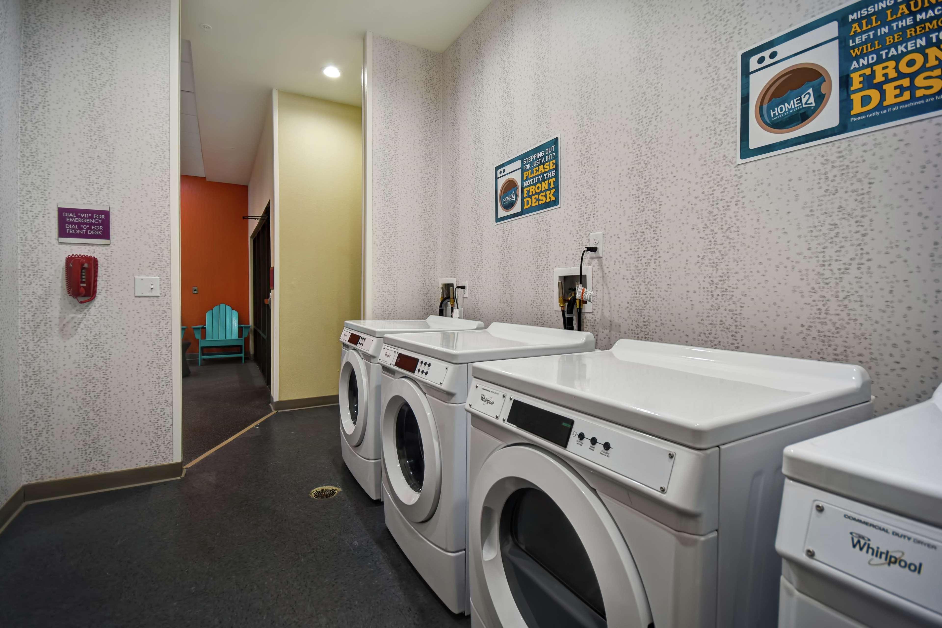 Home2 Suites By Hilton Oklahoma City Airport Buitenkant foto