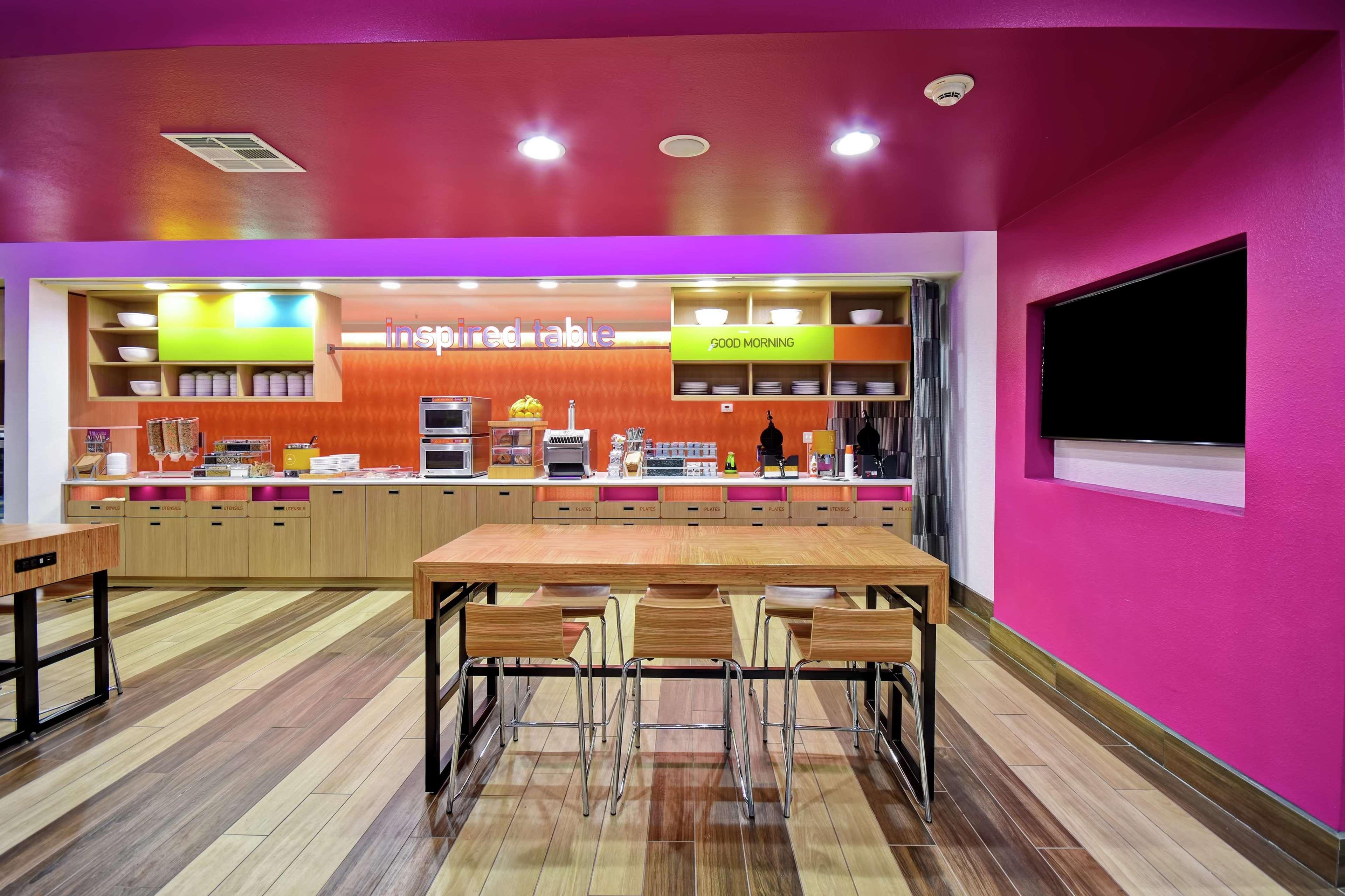Home2 Suites By Hilton Oklahoma City Airport Buitenkant foto