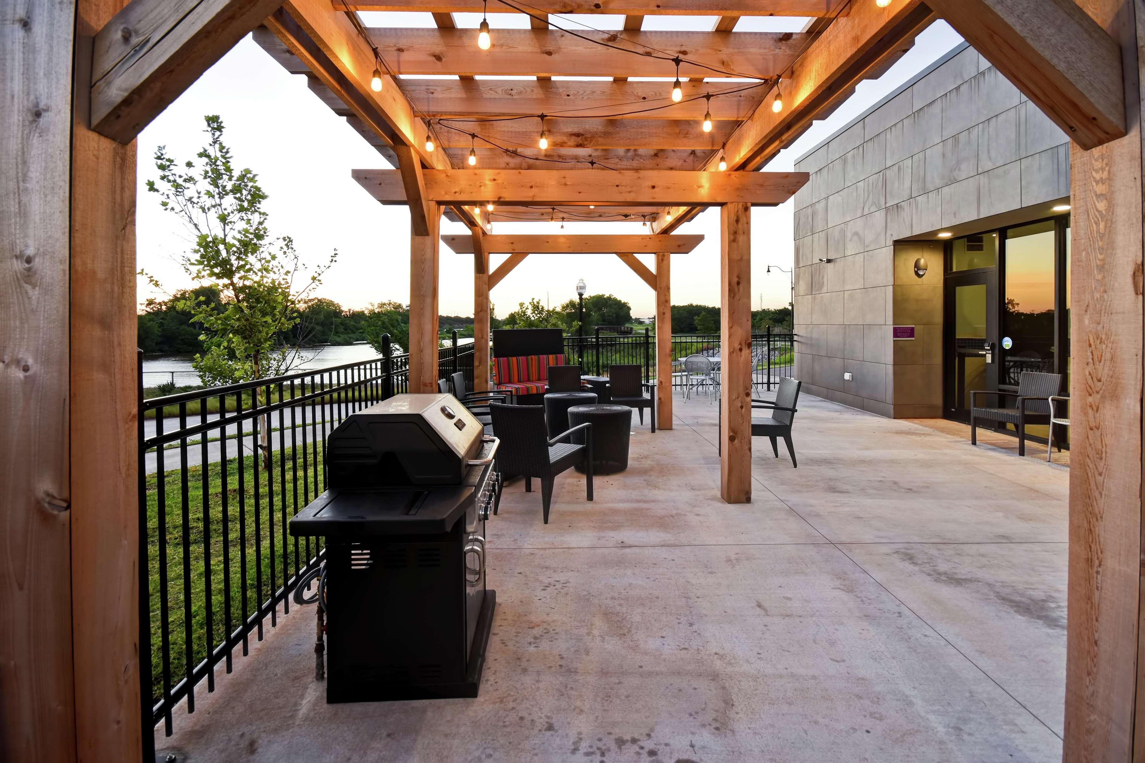 Home2 Suites By Hilton Oklahoma City Airport Buitenkant foto